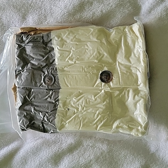 Brand new Zesica button down cardigan - Picture 5 of 6